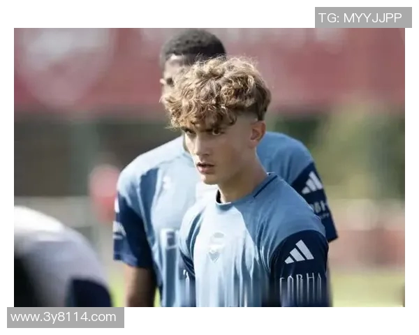 埃泽展现卓越实力有望引领阿森纳冲击冠军荣耀