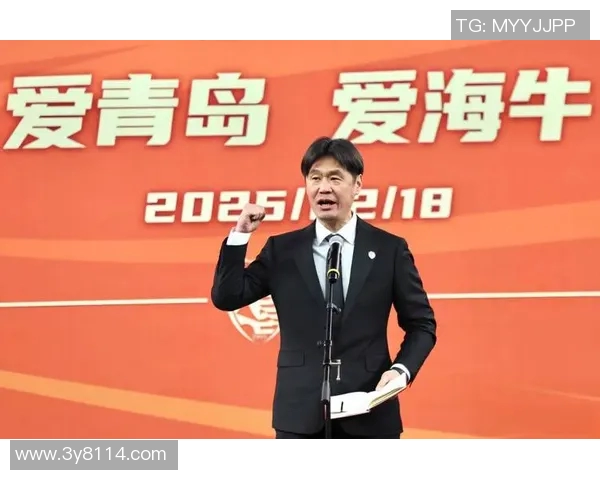 李霄鹏呼吁球迷宽容:主场被喊下课是常态应理解教练艰辛 李霄鹏呼吁球迷宽容:主场被喊下课是常态应理解教练艰辛